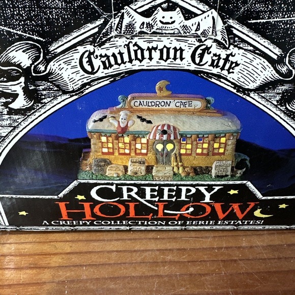 Vintage Halloween Creepy Hollow Cauldron Cafe Restaurant Ceramic Village - Picture 7 of 7